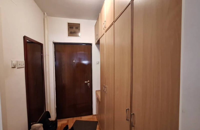 Vermietung einer gemütlichen 2-Zimmer-Wohnung, 48 m², Voždovac, Belgrad, Serbien